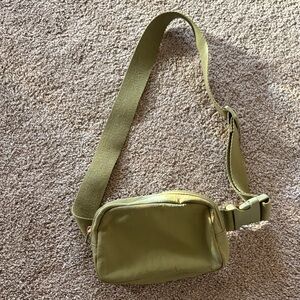 Olive Green Crossbody Bag Universal Tread